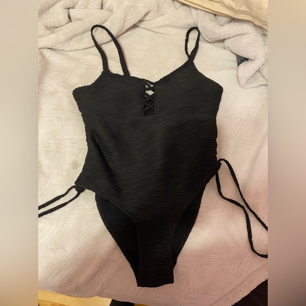 women’s bathing suit